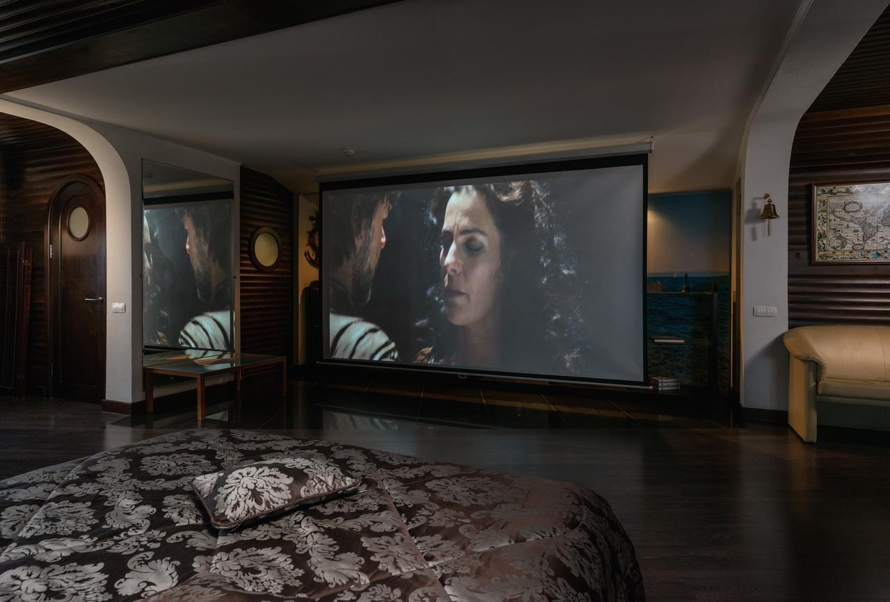 Апартаменты The Sky Loft Киев Экстерьер фото